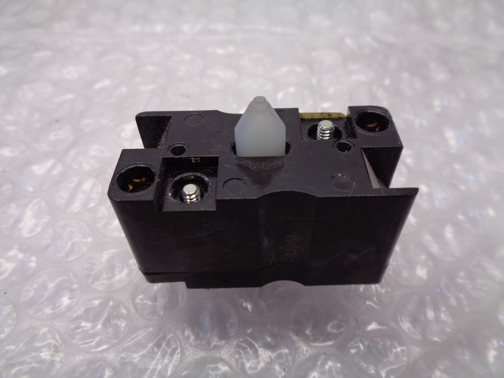 REES 50701ANO CONTACT BLOCK NSNP