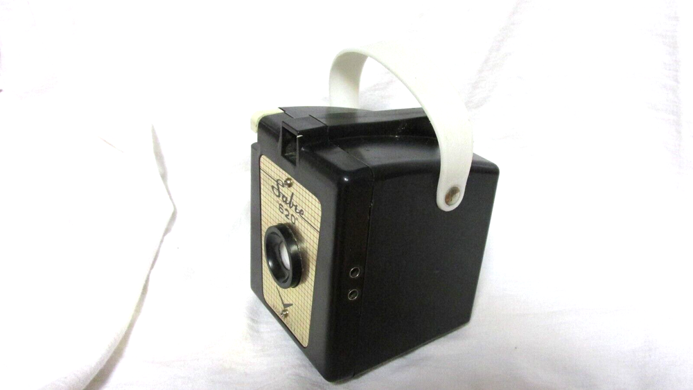 VINTAGE 1950s SABRE 620 CAMERA