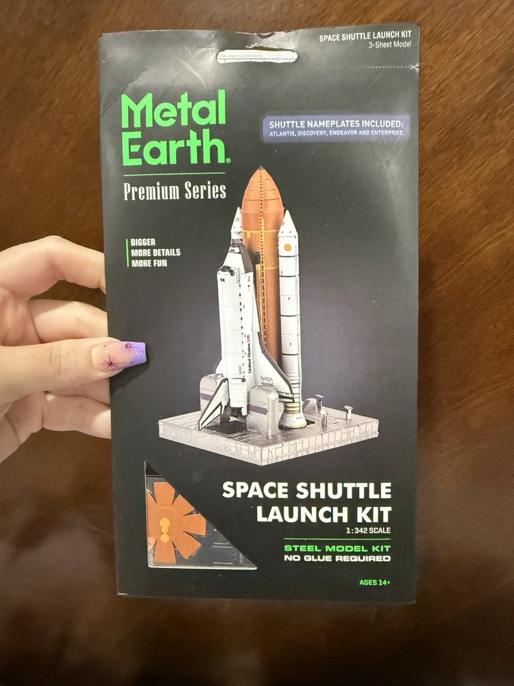 NEW Metal Earth Space Shuttle Launch Kit