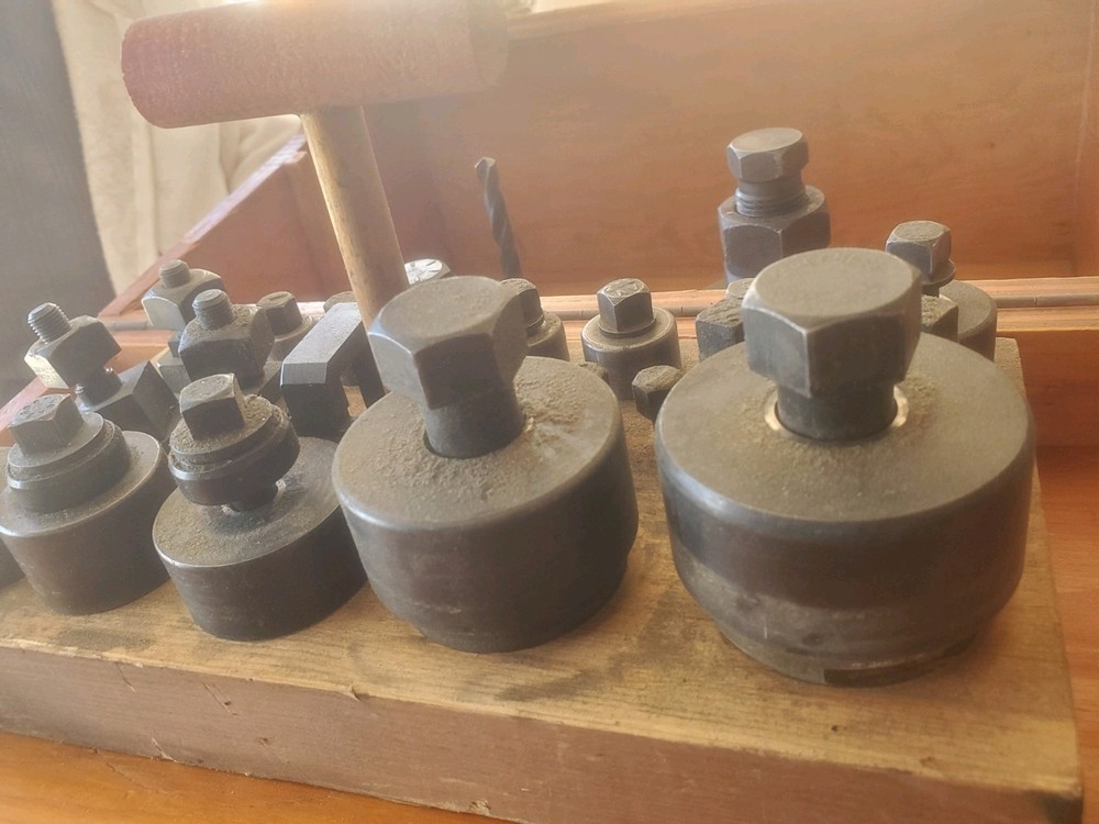 greenlee knockout set 25 Pieces