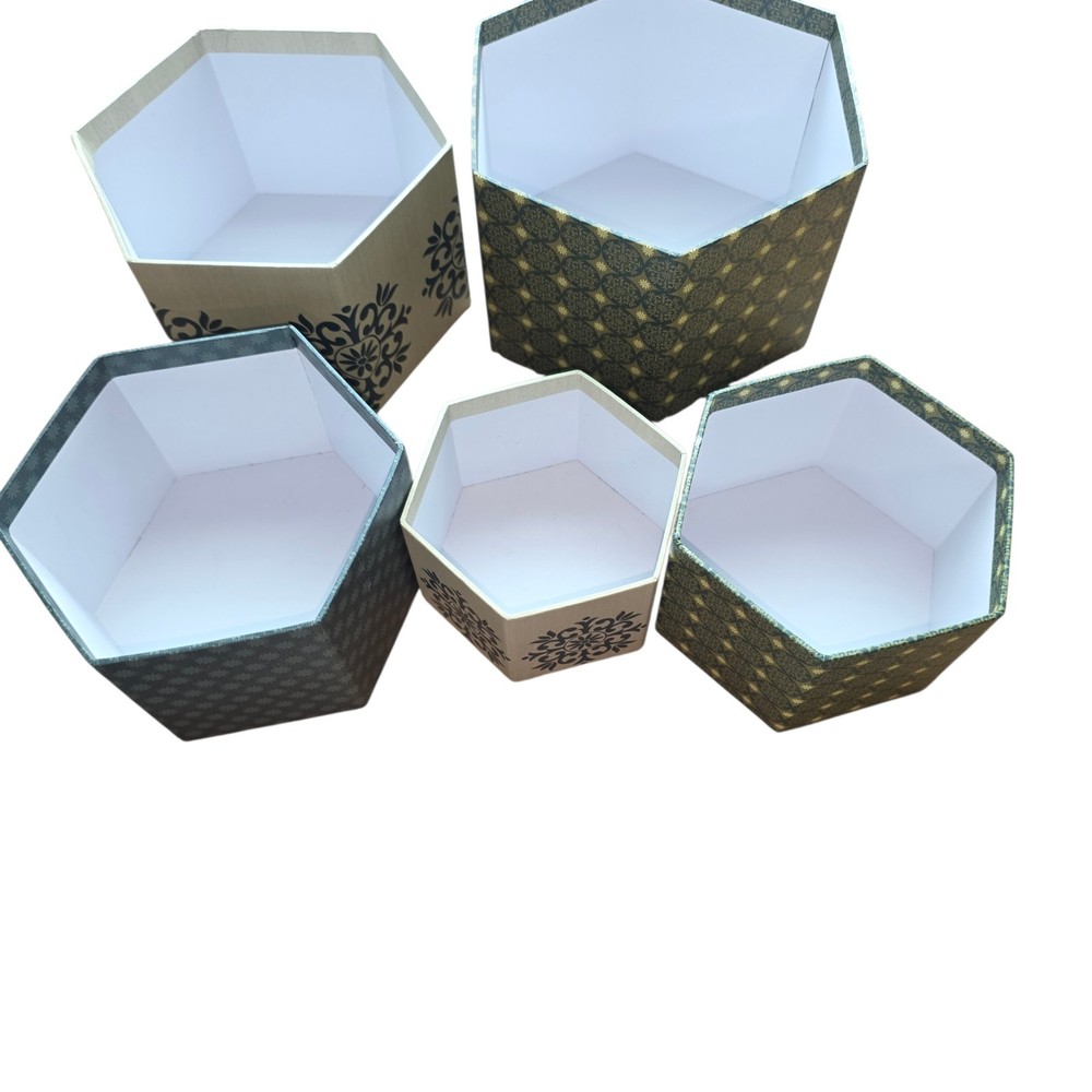 5 Hexagon shaped nesting gift boxes green beige patterned + 1 Christmas box