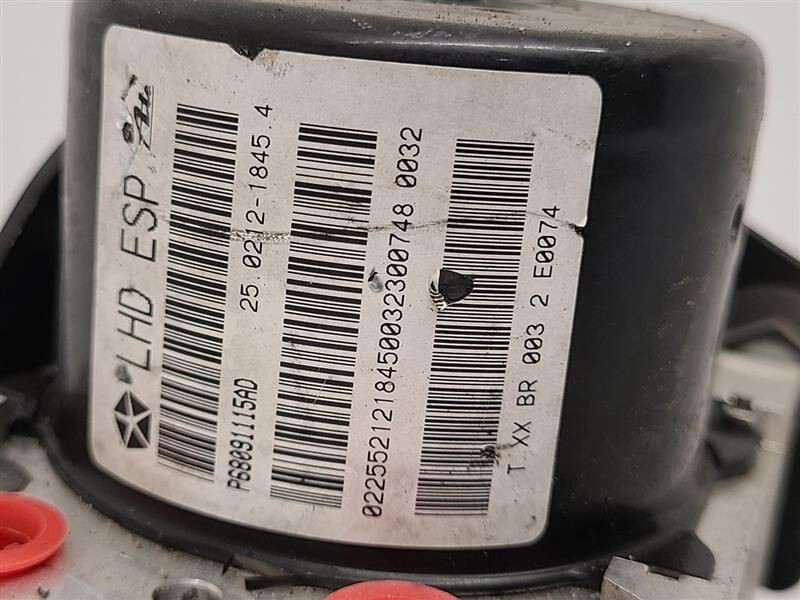2010-2013 Jeep Compass ABS Anti-Lock Brake Pump Control Module Actuator Assembly