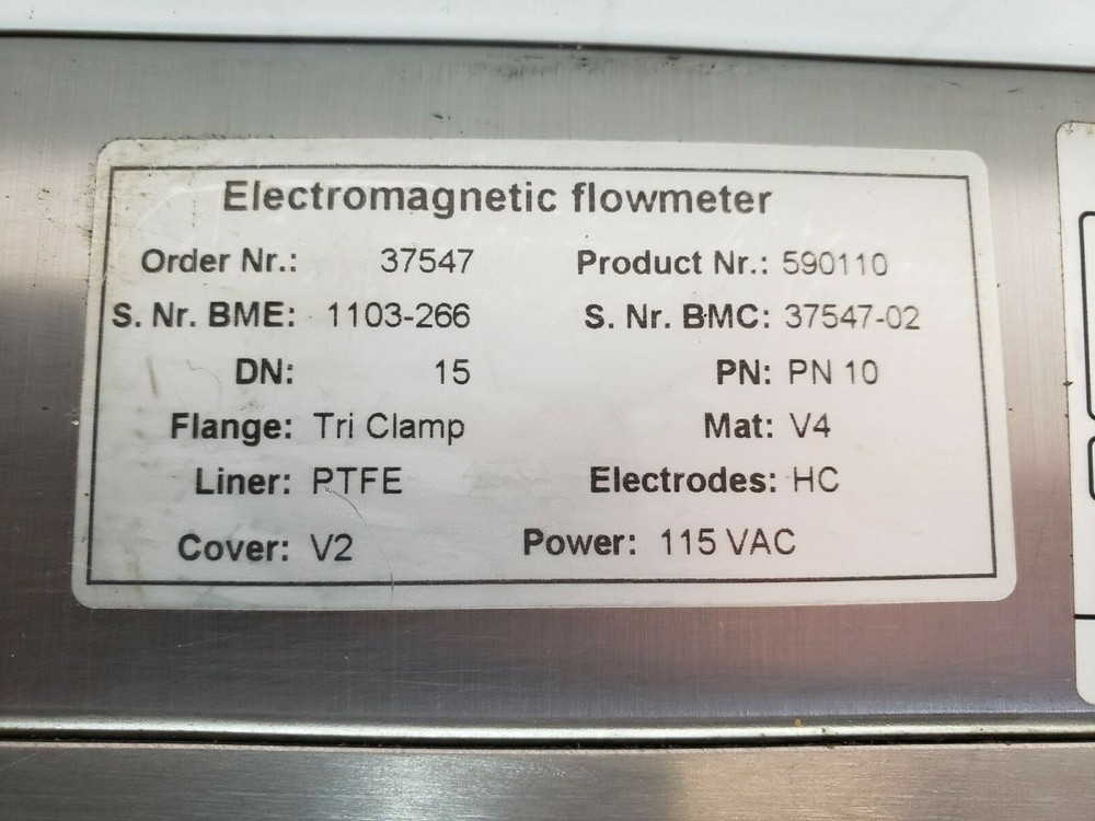 BADGERMETER MAGNETOFLOW SANITARY ELECTROMAGNETIC FLOW METER 115 VAC MODEL 7500S