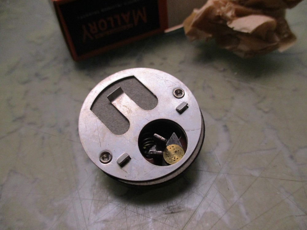 Vintage Mallory 6-9 AC Switch [5*B-16.3]