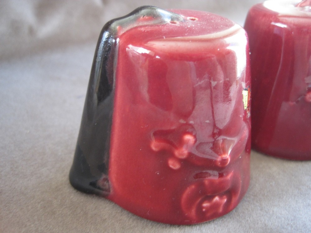 El Jebel Salt and Pepper Shaker
