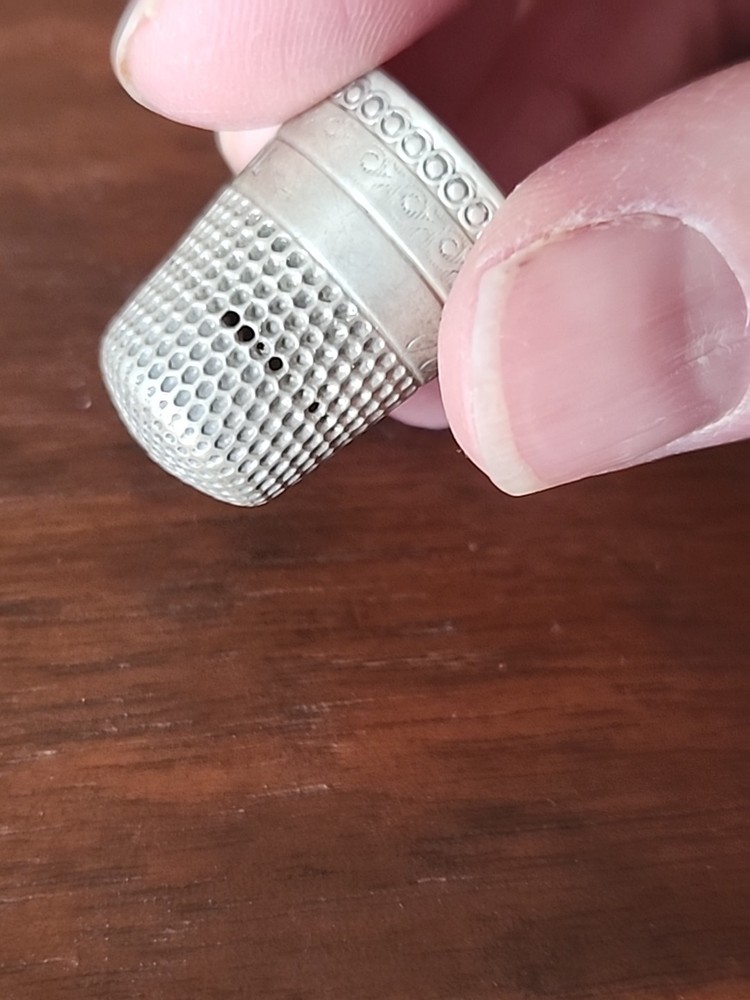 Marked Sterling Silver Size 10 Engraved Thimble W Anchor Hallmark Engraved