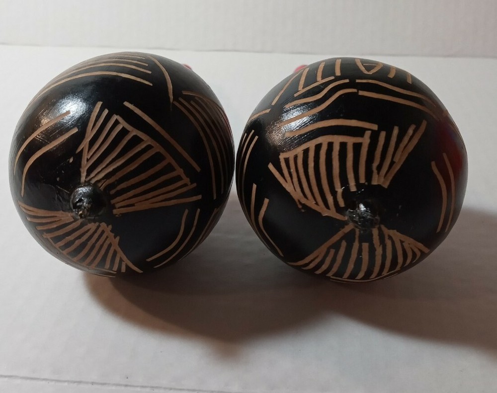 Maracas Haiti Black & Red Painted 8" Tall