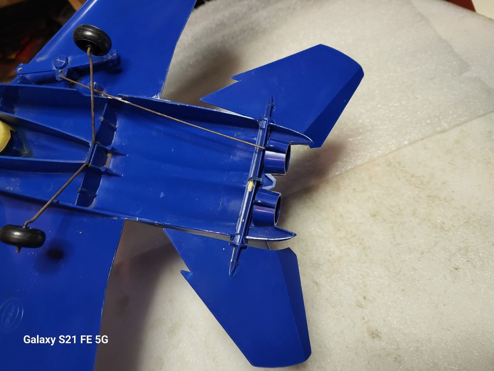 Cox US Navy Wings F-15 Tether Plane No Engine