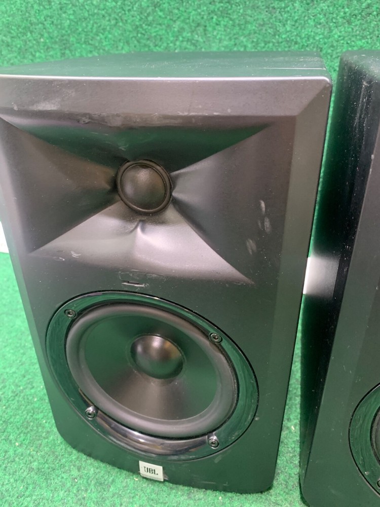 JBL Speakers Linear Spatial Reference 3 Series Pair