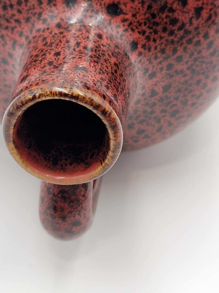 Housley TM pottery 8 inch tall