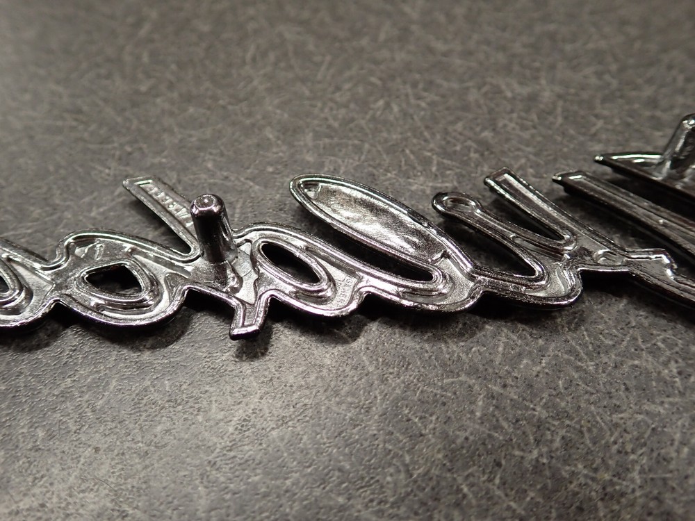 1965 Buick Wildcat Rear Quarter / Trunk Script Emblems 65 "Wildcat" Monogram (3)