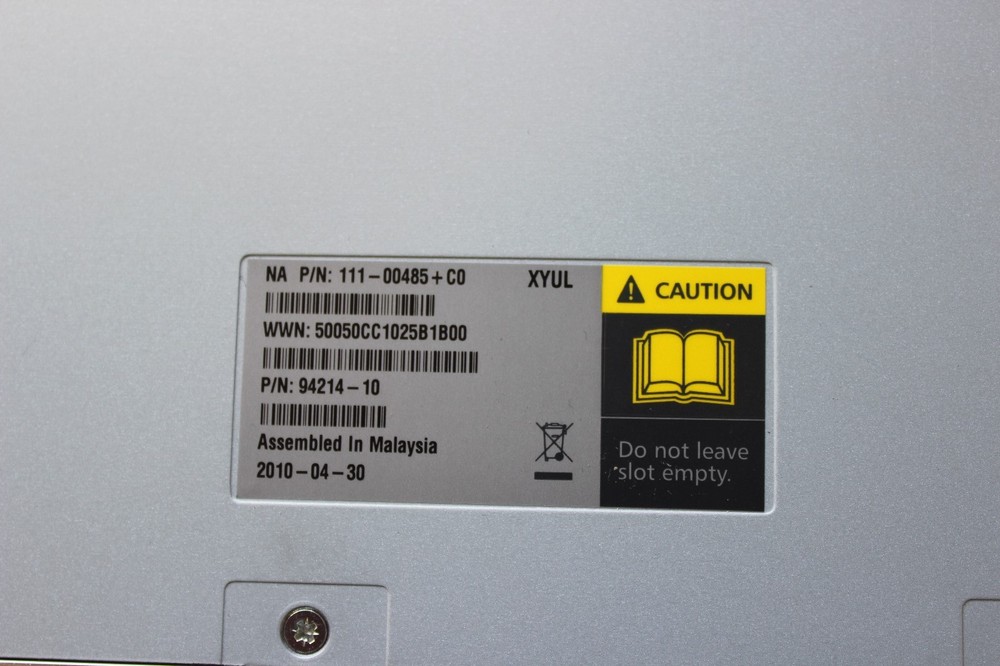 NetApp 111-00485+C0 IOM3 Controller Module For NAJ-0801 Disk Array 94214-10