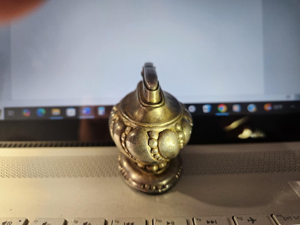 Vintage silver-plated Ronson Crown table lighter