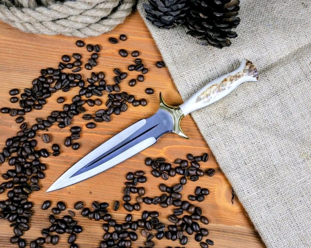 Custom Engraved Dagger Knife | Stag Handle| Full Tang | Leather Sheath Gift