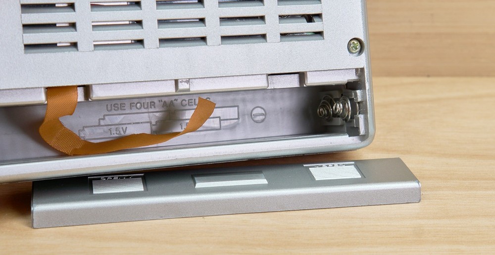 Realistic CTR-75 Model 14-800 Silver Voice Actuated Cassette Recorder