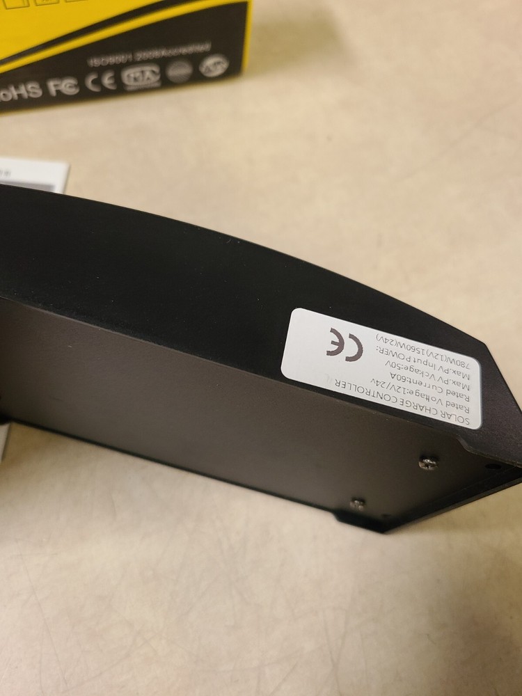 MPPT Solar Charge Controller LCD 12V/24V