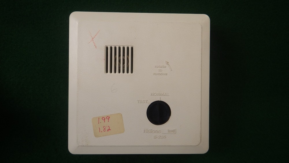 1980s Nutone Wall Mount Smoke Detector Model S-235