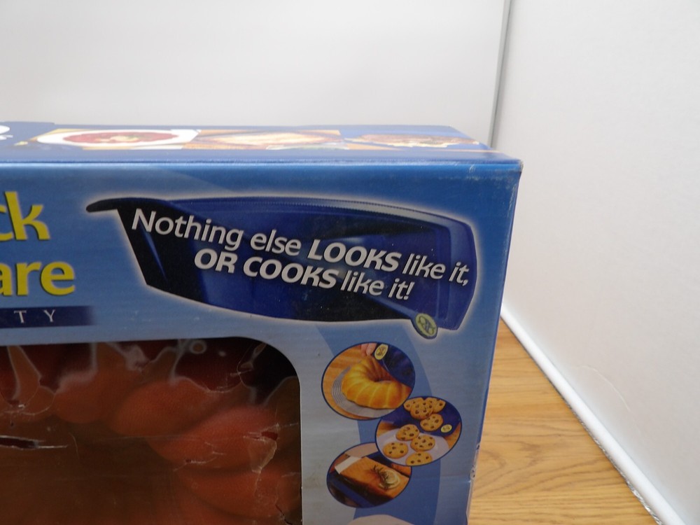 Smartware 16-Piece Basic Silicone Bakeware Set AS Seen TV- NEW IN BOX!!!!