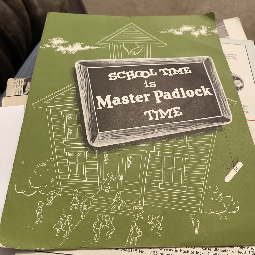 Master Combination Locks brochure catalog 1500 Combination Padlocks For School