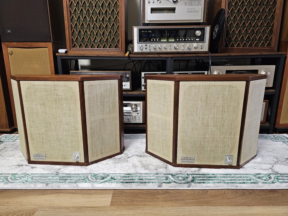 Vintage AR - LST 2  Stereo Speakers