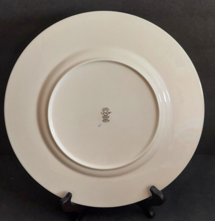 One Lenox Serpentine Platinum Bone China 5 Piece Place setting (8 available)