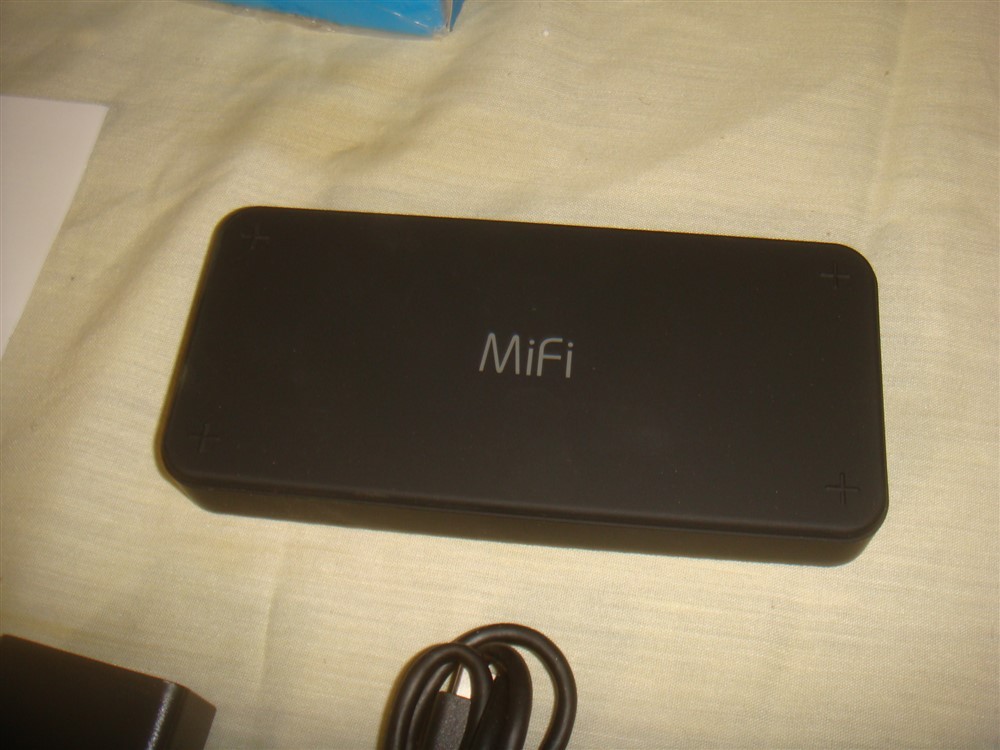 INSEEGO MIFI 5G M2000 BLK KIT -READ!