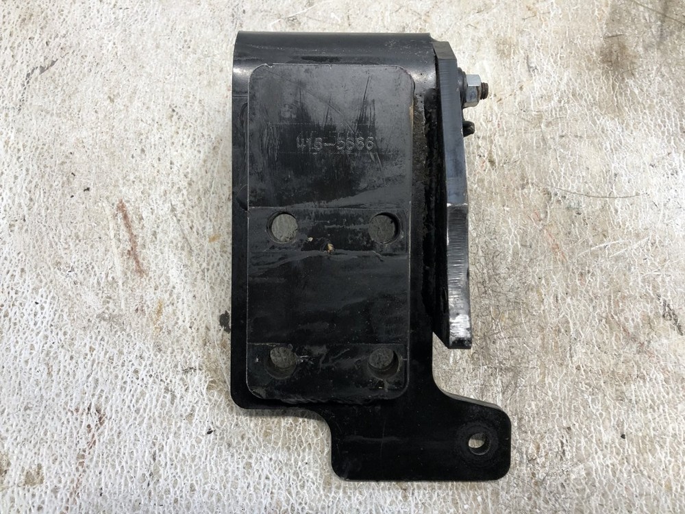 CAT C2.2 Engine Mount - Used | P/N 4165666