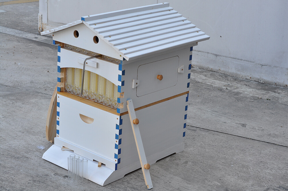 2026 Auto Bee Hives Beekeeping Starter Kit Bee Box + 7 Plastic Beekeeping Frames