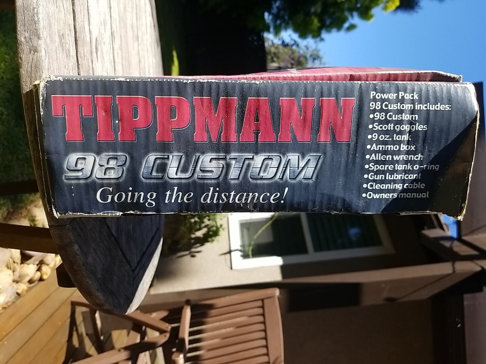 Tippmann 98 Custom Paintball Gun & Kit