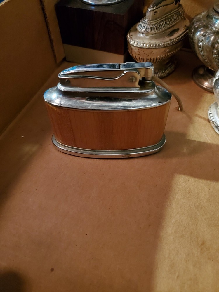 Ronson Rare Vintage Tabletop Lighter Beautiful Rare