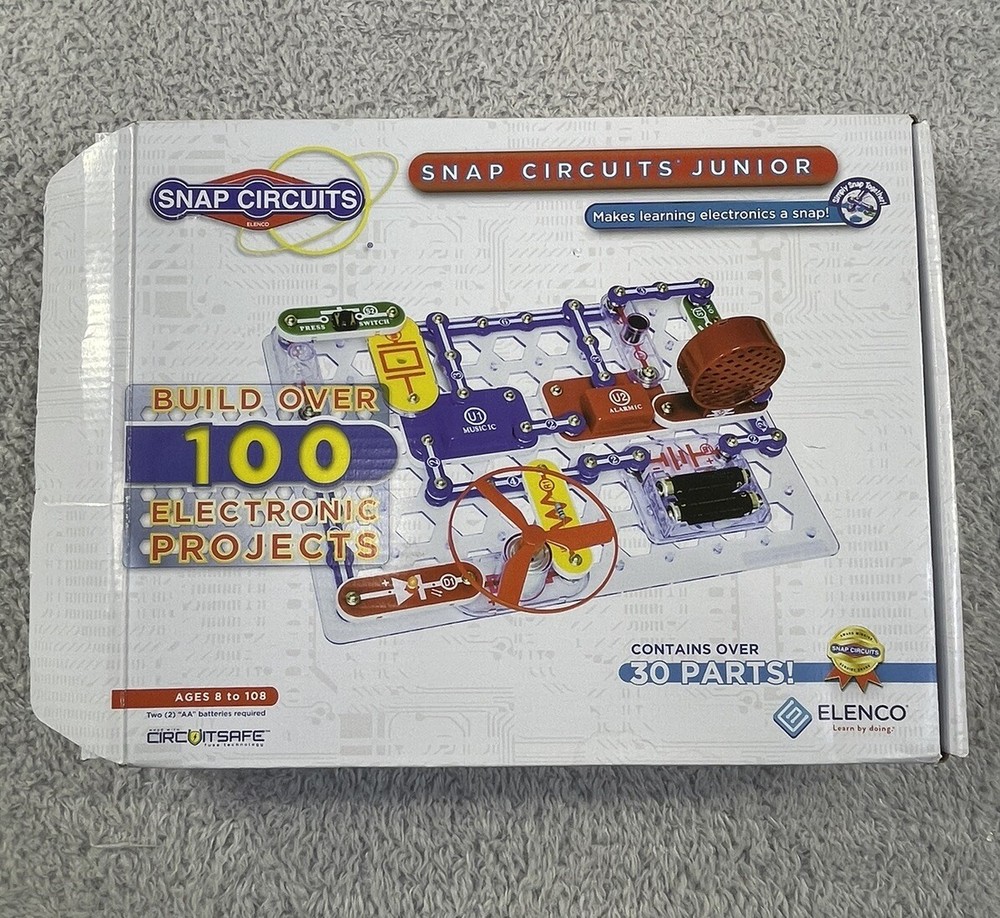Snap Circuits Junior Over 100 Electronic Projects Over 30 Parts Preowned
