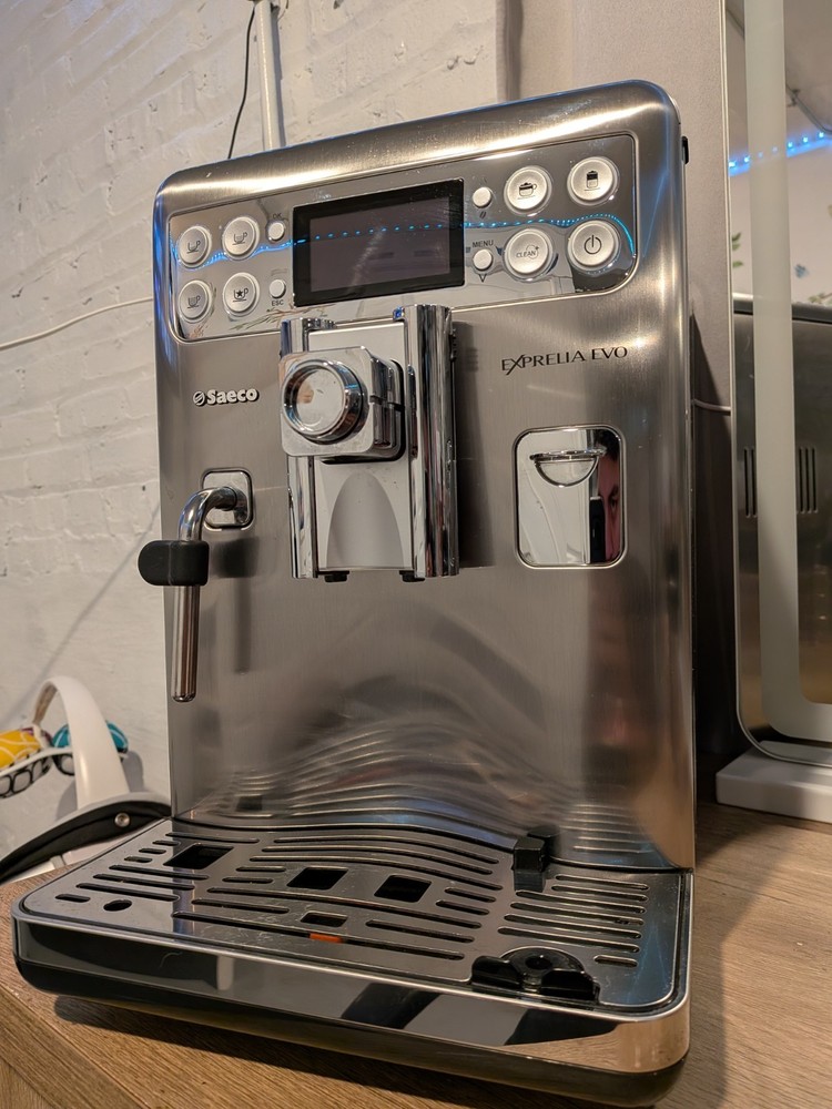 Saeco Exprella Evo - Automatic Espresso Machine