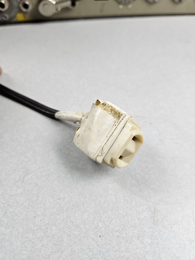 Rauland Borg Tube Amplifier Model 2175 Powers Up