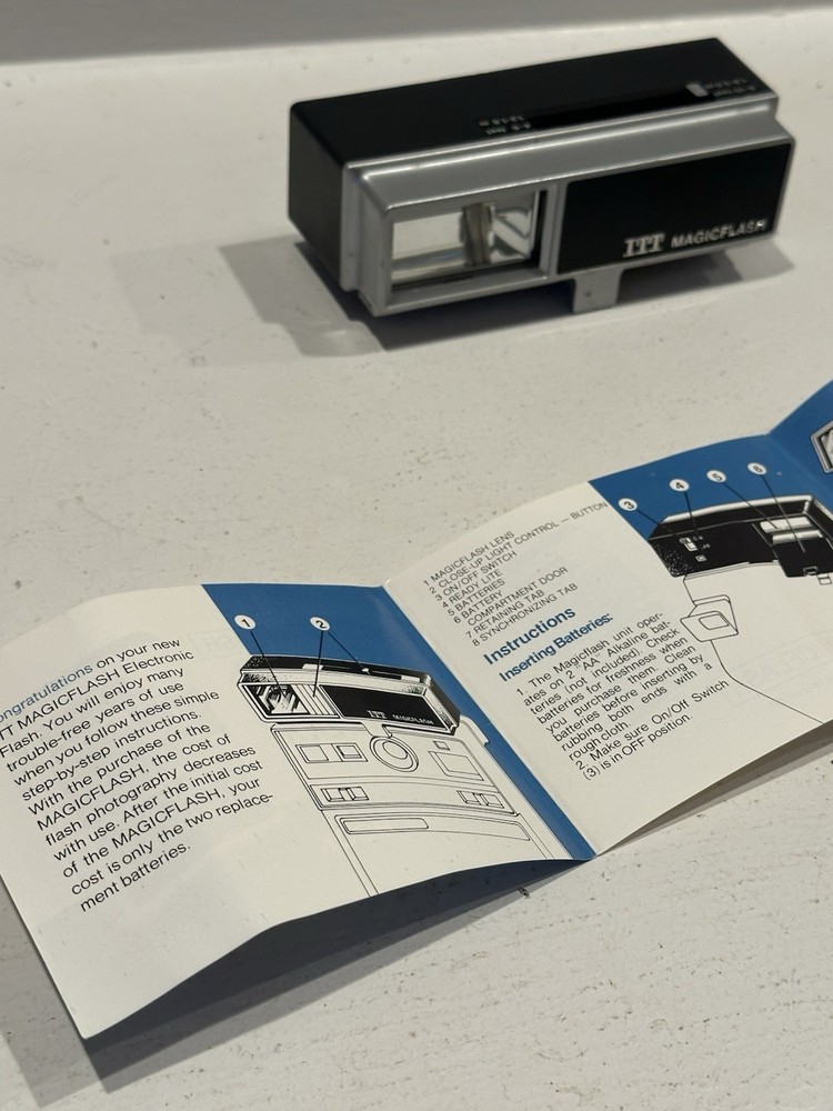 ITT MagicFlash Electronic Flash For Kodak Instant Camera Untested