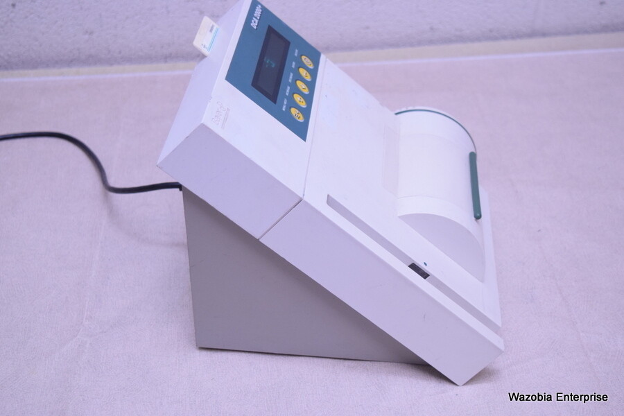 BAYER DCA 2000+ HEMOGLOBIN BLOOD ANALYZER WITH SR002810 PROGRAM CARD