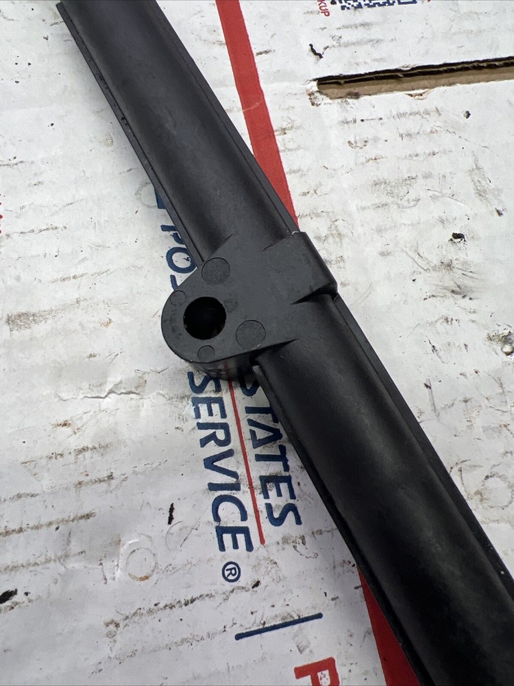 MERCURY OEM SPRING GUIDE | 813995A1