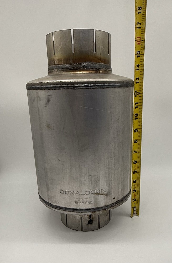 Donaldson M09-0072, Muffler, NOS