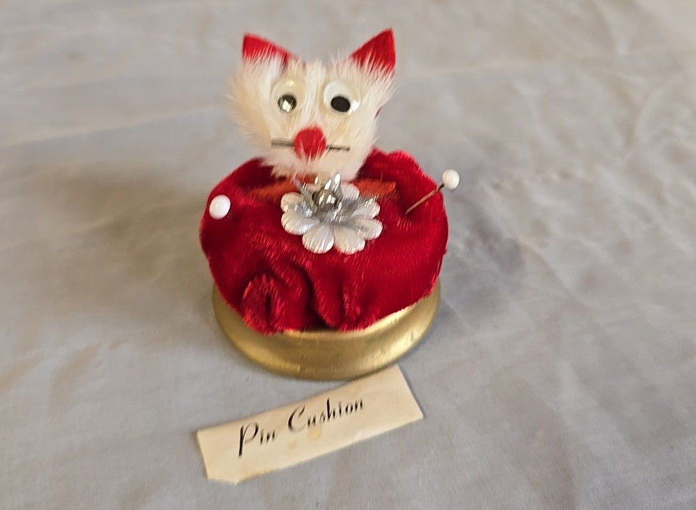 Vintage Kitty Cat Pin Cushion