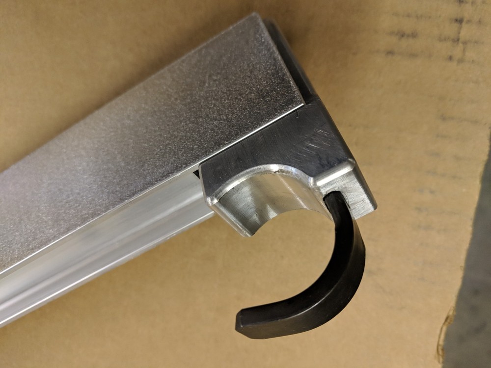 A RECONDITIONED UNISAW MICRO-SET FENCE COMPLETE - PERFECT