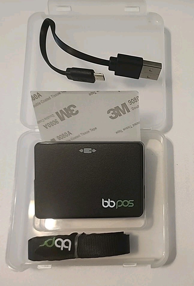 New BBPOS Chipper Bluetooth Card Reader 2AB7X Black w/ Case Cord Strap