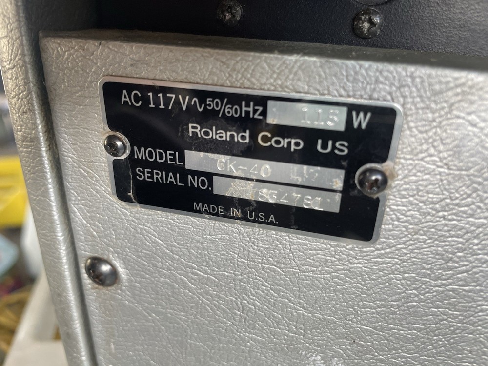 ROLAND CUBE-40 KEYBOARD AMPLIFIER AMP CK-40 SILVER