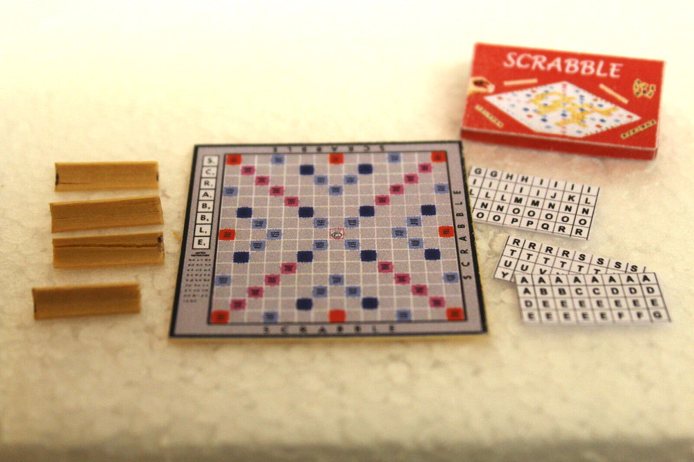 DOLLS HOUSE ( Handcrafted  Boxed SCRABBLE  game