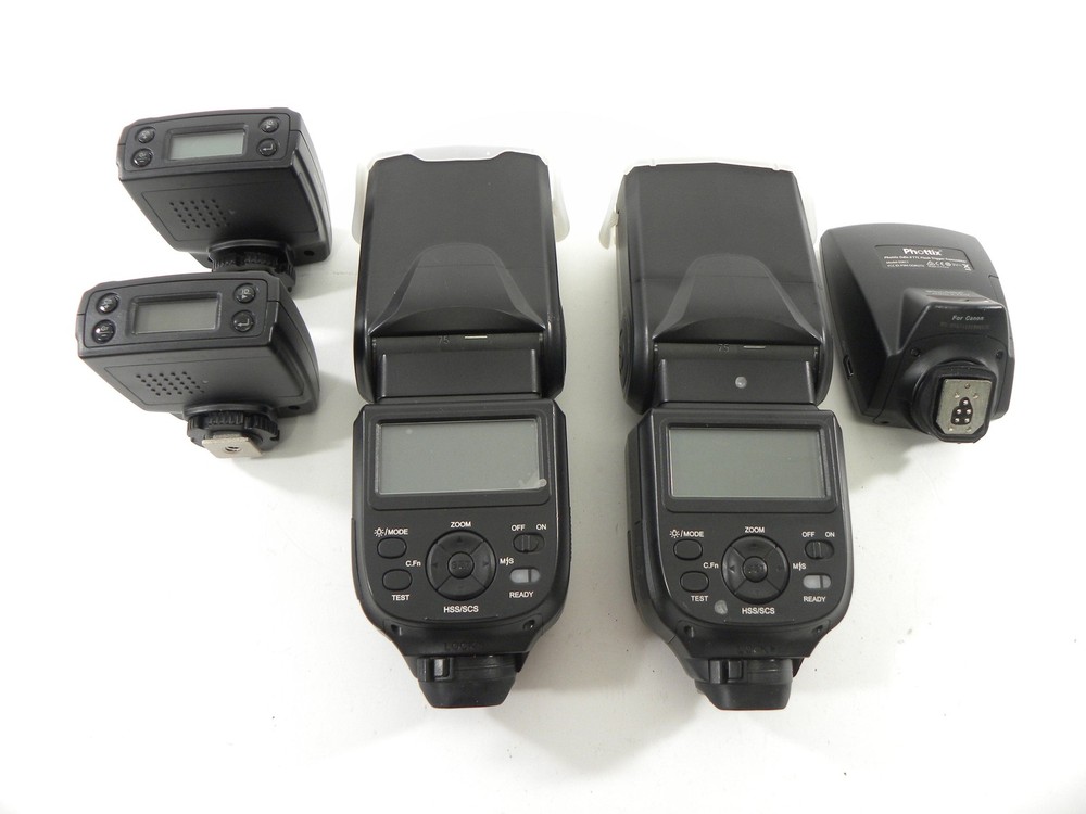 Phottix Flash's x2 with Transmitter and 2 Receivers