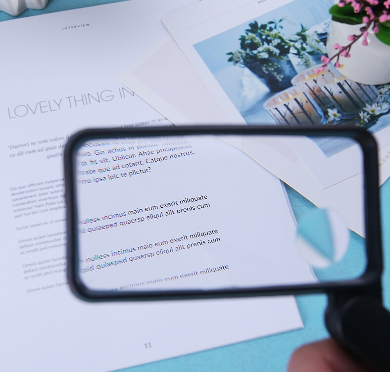 Hand-held Folding Rectangular Magnifying Glass 2.5/4X Double Lens Gift Magnifier