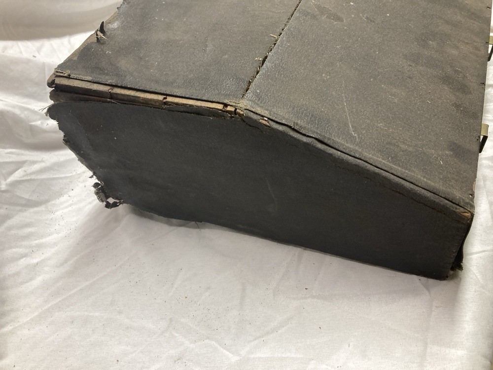 Black Underwood Portable W/case