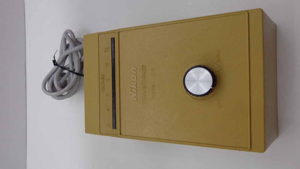 Nikon UN Transformer Variable Voltage Power Supply