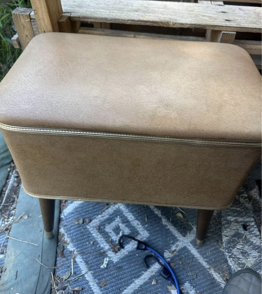 MID CENTURY MODERN SEWING BOX