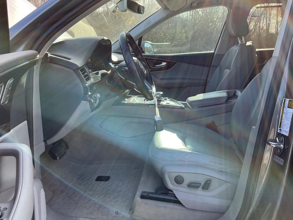 Fuse Box Engine Fits 17-24 AUDI Q7 4939768