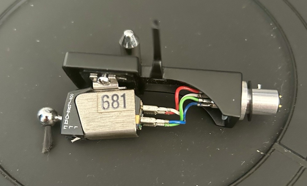 STANTON 681 EEE WITH OEM ORIGINAL TECHNICS SH-98 HEADSHELL TESTED SOUNDS GREAT!