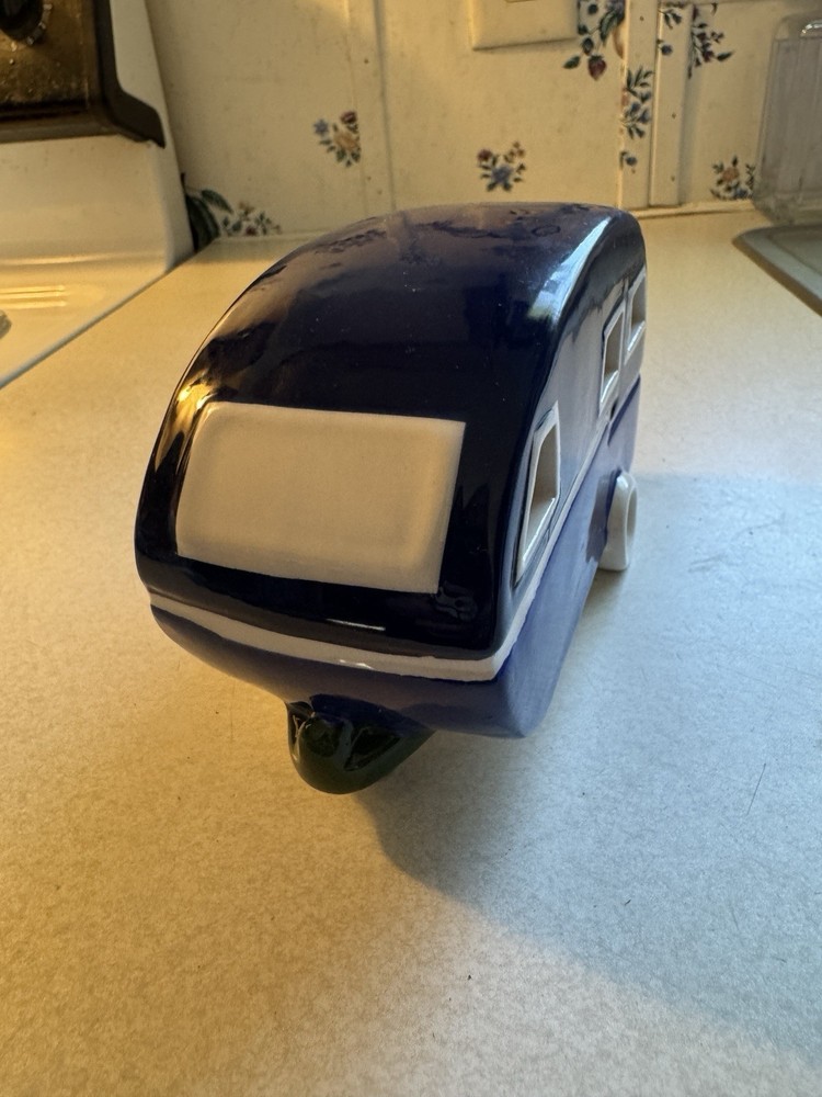 Retro Blue/White Ceramic Light up Camper ***READ DESCRIPTION***